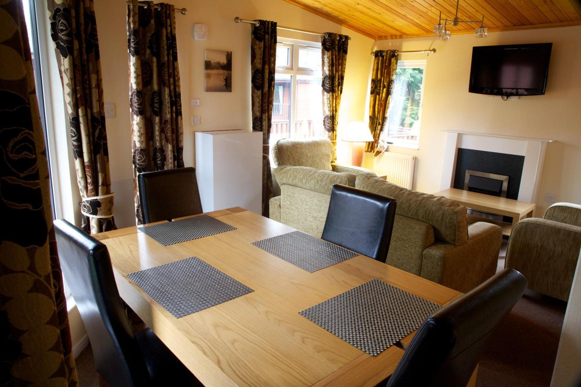 Loch Kinord Hotel Dinnet Rom bilde