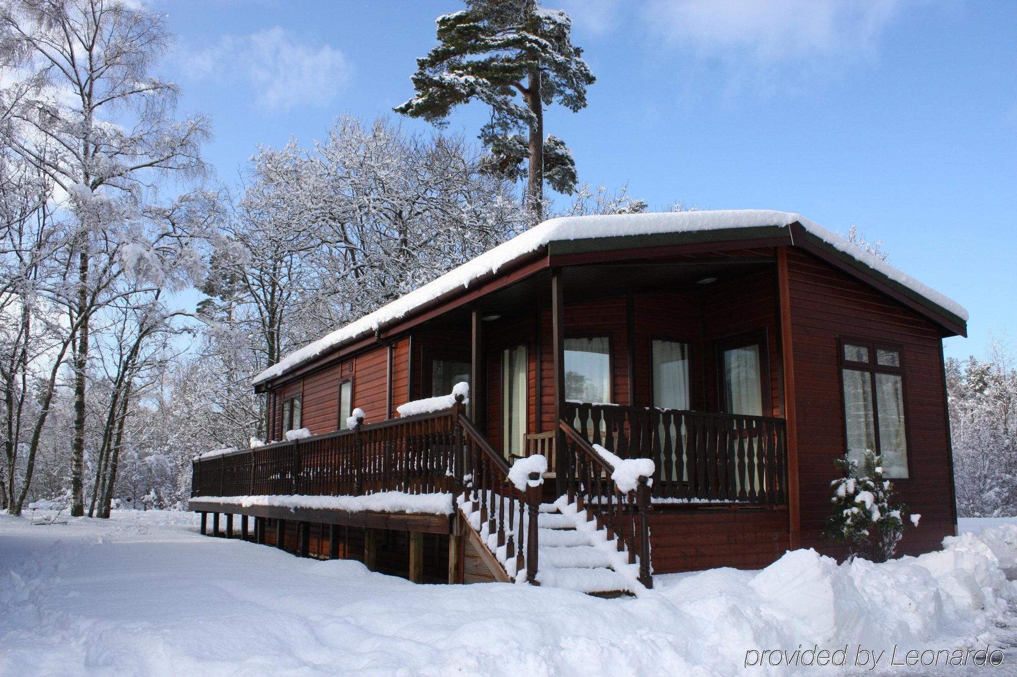 Loch Kinord Hotel Dinnet Eksteriør bilde