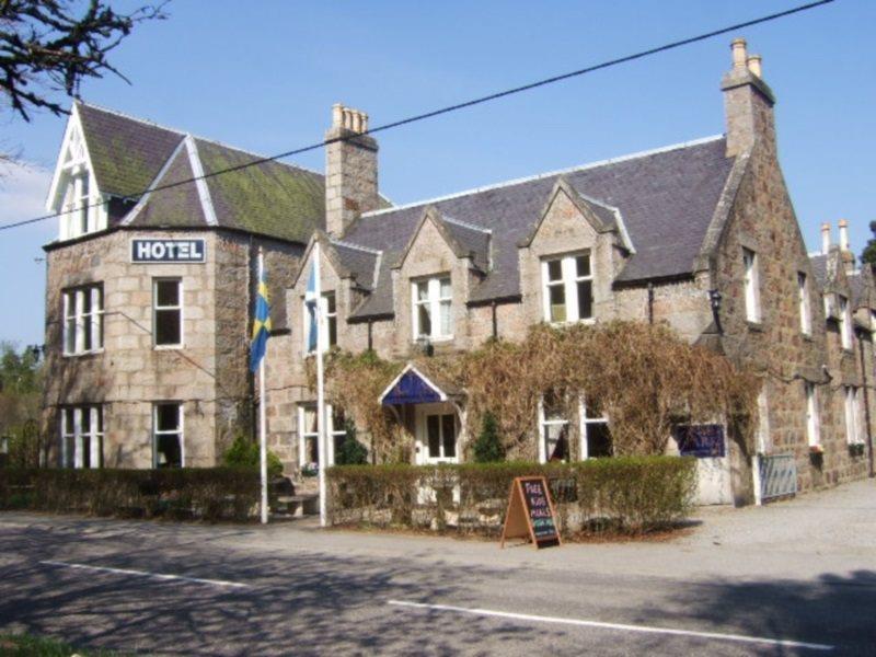 Loch Kinord Hotel Dinnet Eksteriør bilde