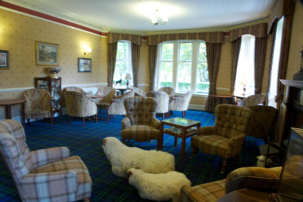 Loch Kinord Hotel Dinnet Eksteriør bilde